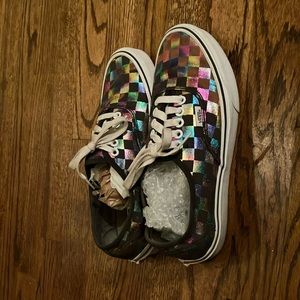 Vans Irridescent Checkerboard men’s 6.5 women’s 8.0 ~ EUC 🎄🎄sale
